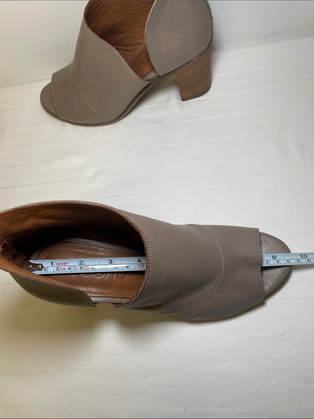 Bueno Usher Asymmetric stacked heel leather peep toe shoes women’s size 7.5-8 - Picture 15 of 16